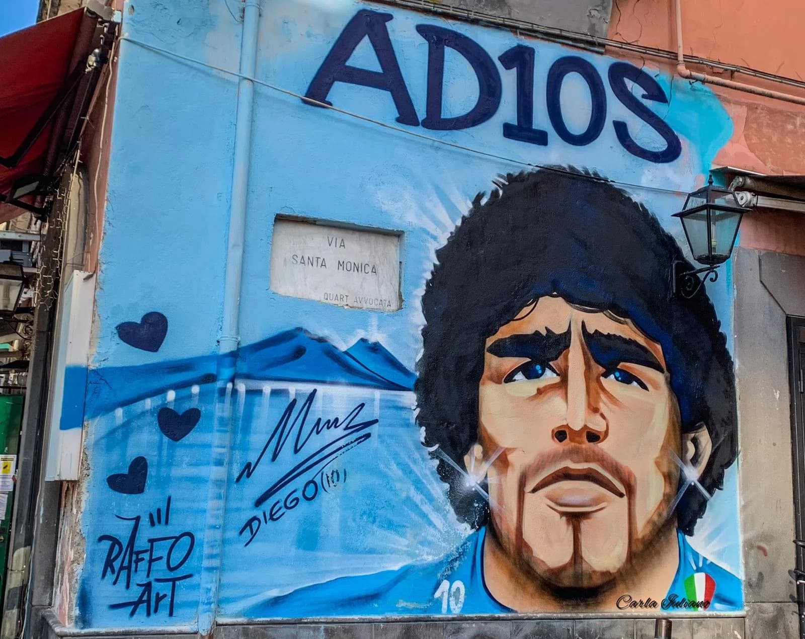 Tour di Napoli sulle tracce di Maradona
